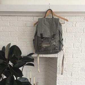 everlane modern snap backpack